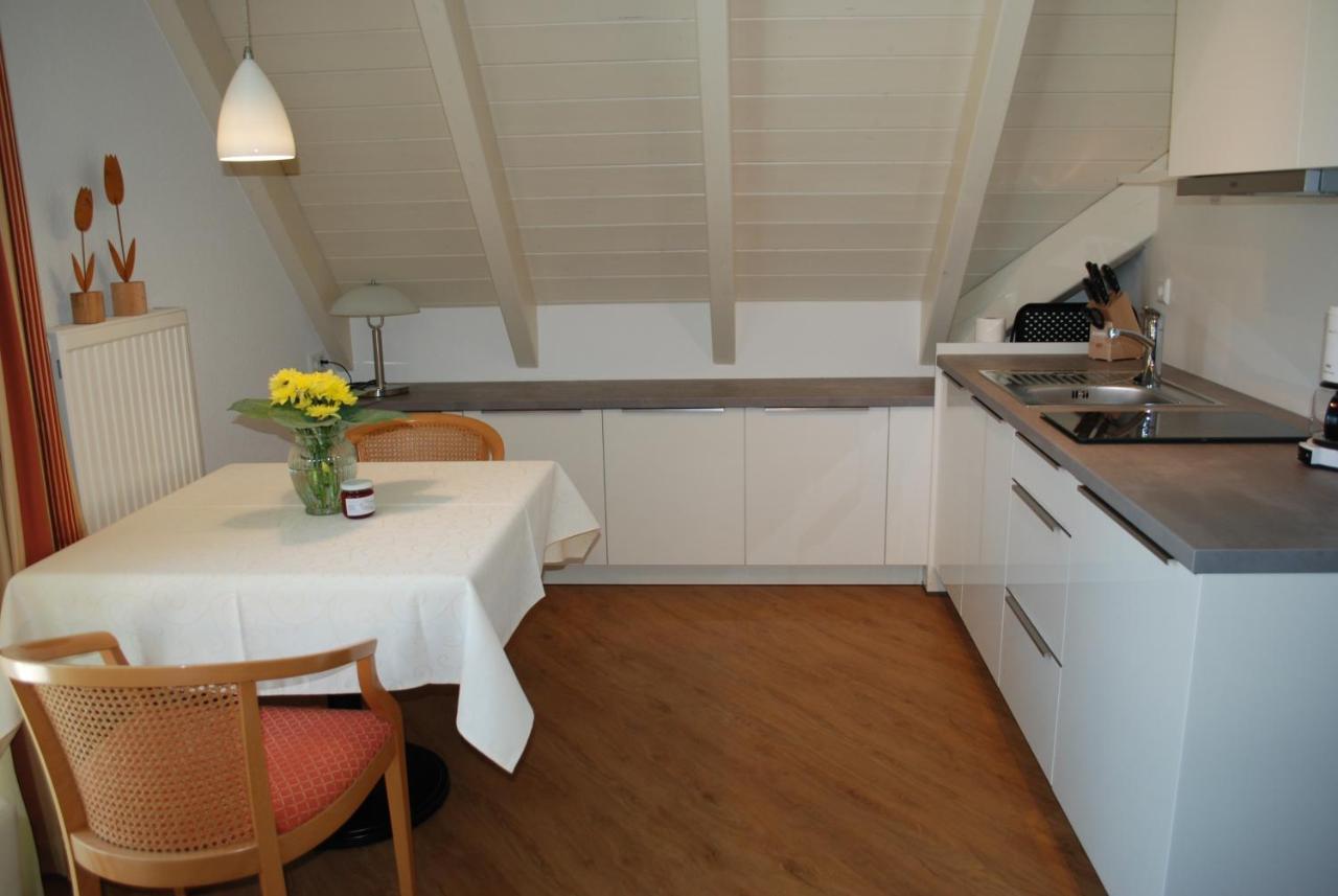 Im Winkel Appartements Und Zimmer Langenargen Exterior photo