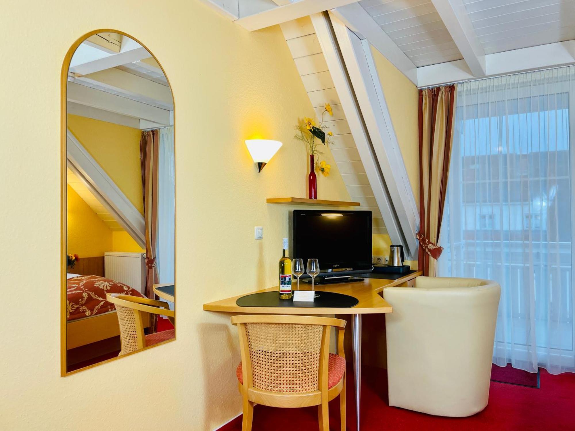 Im Winkel Appartements Und Zimmer Langenargen Exterior photo