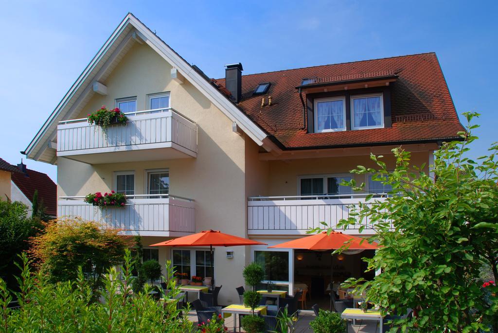 Im Winkel Appartements Und Zimmer Langenargen Exterior photo